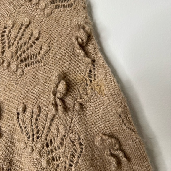 Alan Blizerian Tan 100% Cashmere Open Textured‎ Seashell Neck Sweater - Picture 15 of 16